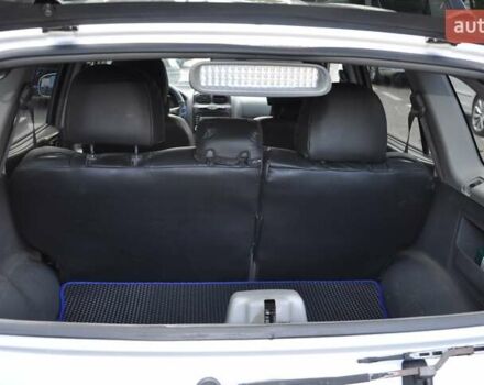 Сірий Хендай Санта Фе, об'ємом двигуна 2 л та пробігом 238 тис. км за 5800 $, фото 5 на Automoto.ua