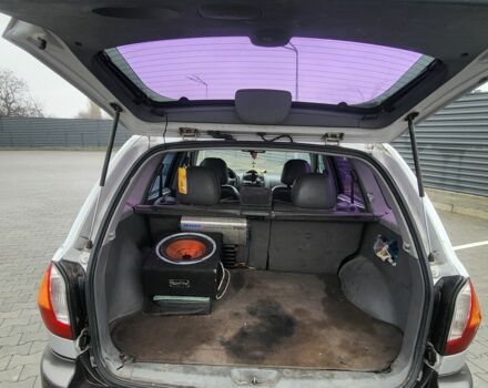 Серый Хендай Санта Фе, объемом двигателя 2.7 л и пробегом 327 тыс. км за 4000 $, фото 6 на Automoto.ua