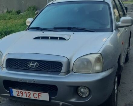 Сірий Хендай Санта Фе, об'ємом двигуна 2 л та пробігом 200 тис. км за 3546 $, фото 1 на Automoto.ua