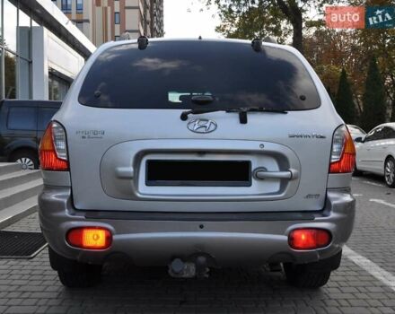 Сірий Хендай Санта Фе, об'ємом двигуна 2 л та пробігом 238 тис. км за 5800 $, фото 4 на Automoto.ua
