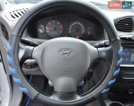 Сірий Хендай Санта Фе, об'ємом двигуна 2 л та пробігом 238 тис. км за 5800 $, фото 29 на Automoto.ua