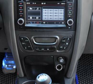 Сірий Хендай Санта Фе, об'ємом двигуна 2 л та пробігом 238 тис. км за 5800 $, фото 31 на Automoto.ua