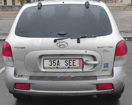 Сірий Хендай Санта Фе, об'ємом двигуна 2.2 л та пробігом 374 тис. км за 3000 $, фото 3 на Automoto.ua