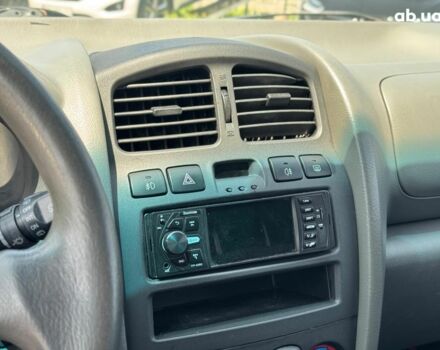 Сірий Хендай Санта Фе, об'ємом двигуна 2 л та пробігом 280 тис. км за 4490 $, фото 21 на Automoto.ua