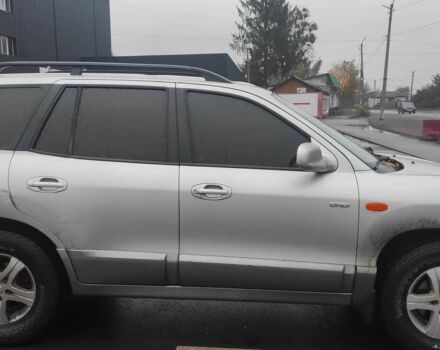 Сірий Хендай Санта Фе, об'ємом двигуна 2.2 л та пробігом 374 тис. км за 3000 $, фото 2 на Automoto.ua