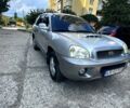 Серый Хендай Санта Фе, объемом двигателя 2 л и пробегом 247 тыс. км за 4600 $, фото 1 на Automoto.ua