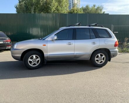 Серый Хендай Санта Фе, объемом двигателя 2.7 л и пробегом 270 тыс. км за 4800 $, фото 1 на Automoto.ua