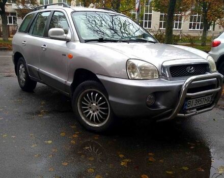 Серый Хендай Санта Фе, объемом двигателя 2 л и пробегом 260 тыс. км за 6200 $, фото 5 на Automoto.ua