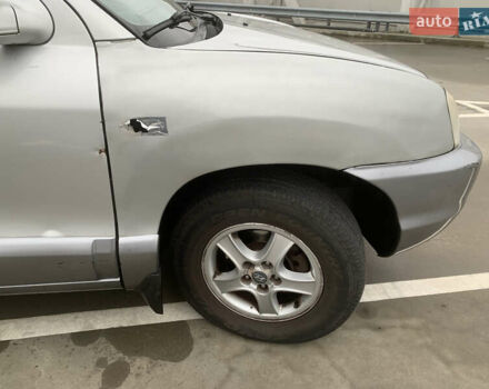 Серый Хендай Санта Фе, объемом двигателя 2.4 л и пробегом 115 тыс. км за 6100 $, фото 11 на Automoto.ua