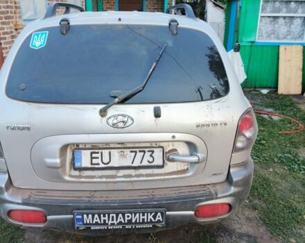 Серый Хендай Санта Фе, объемом двигателя 2 л и пробегом 39 тыс. км за 3500 $, фото 1 на Automoto.ua