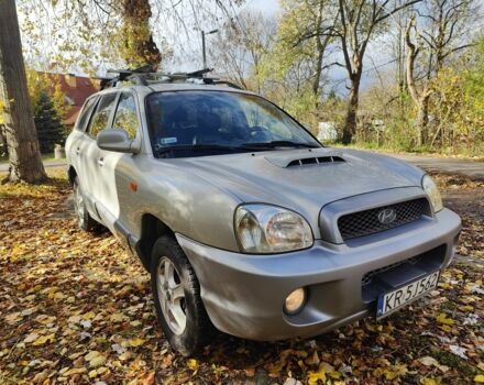 Серый Хендай Санта Фе, объемом двигателя 0 л и пробегом 300 тыс. км за 3000 $, фото 2 на Automoto.ua