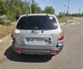 Серый Хендай Санта Фе, объемом двигателя 2 л и пробегом 343 тыс. км за 2999 $, фото 3 на Automoto.ua