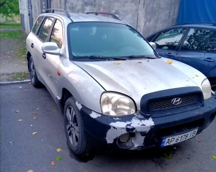 Серый Хендай Санта Фе, объемом двигателя 2 л и пробегом 280 тыс. км за 2500 $, фото 1 на Automoto.ua