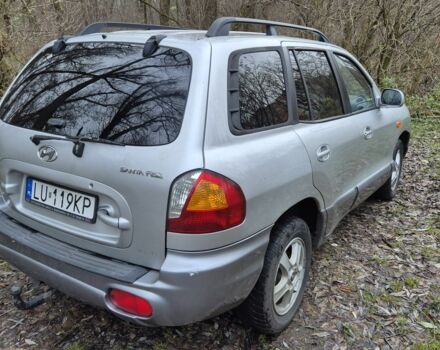 Серый Хендай Санта Фе, объемом двигателя 2 л и пробегом 316 тыс. км за 3801 $, фото 3 на Automoto.ua