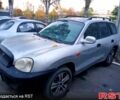 Серый Хендай Санта Фе, объемом двигателя 2 л и пробегом 280 тыс. км за 2500 $, фото 4 на Automoto.ua