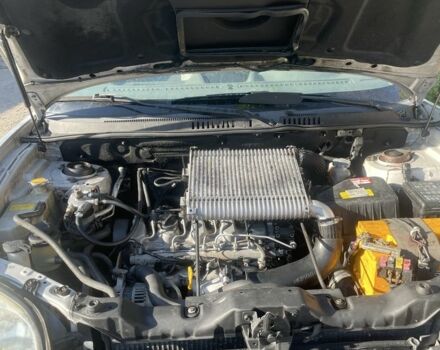 Сірий Хендай Санта Фе, об'ємом двигуна 2 л та пробігом 260 тис. км за 3313 $, фото 4 на Automoto.ua