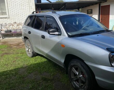 Серый Хендай Санта Фе, объемом двигателя 0 л и пробегом 315 тыс. км за 4200 $, фото 2 на Automoto.ua