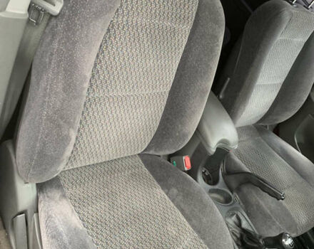 Серый Хендай Санта Фе, объемом двигателя 2.4 л и пробегом 115 тыс. км за 6100 $, фото 6 на Automoto.ua