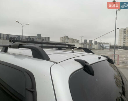 Серый Хендай Санта Фе, объемом двигателя 2.4 л и пробегом 115 тыс. км за 6100 $, фото 40 на Automoto.ua