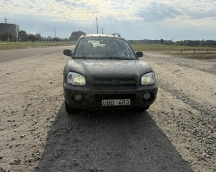 Серый Хендай Санта Фе, объемом двигателя 2.4 л и пробегом 300 тыс. км за 2200 $, фото 1 на Automoto.ua