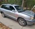 Серый Хендай Санта Фе, объемом двигателя 2 л и пробегом 315 тыс. км за 4000 $, фото 2 на Automoto.ua