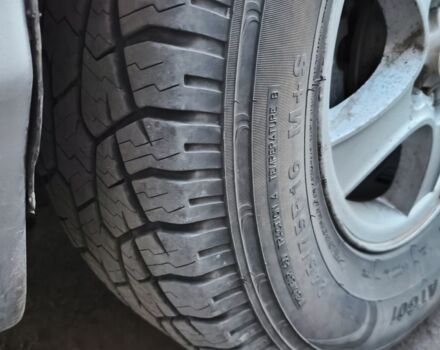 Серый Хендай Санта Фе, объемом двигателя 2 л и пробегом 39 тыс. км за 3500 $, фото 5 на Automoto.ua