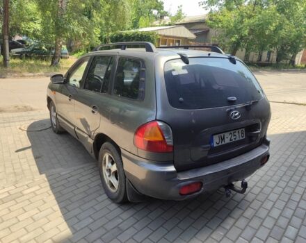 Сірий Хендай Санта Фе, об'ємом двигуна 2 л та пробігом 490 тис. км за 3400 $, фото 2 на Automoto.ua