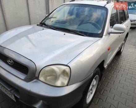 Серый Хендай Санта Фе, объемом двигателя 2 л и пробегом 289 тыс. км за 4900 $, фото 9 на Automoto.ua