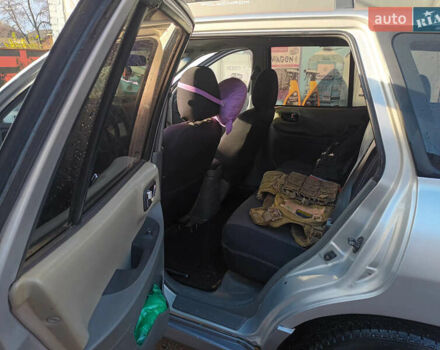 Сірий Хендай Санта Фе, об'ємом двигуна 2.4 л та пробігом 234 тис. км за 5700 $, фото 3 на Automoto.ua