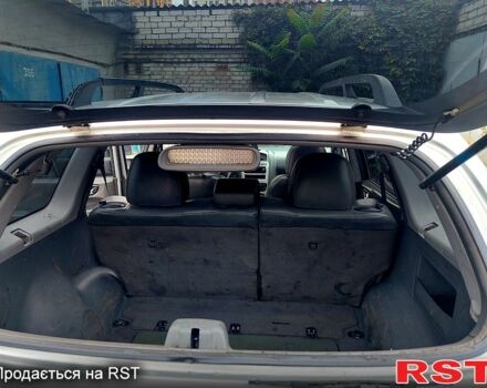 Сірий Хендай Санта Фе, об'ємом двигуна 2 л та пробігом 300 тис. км за 2450 $, фото 6 на Automoto.ua