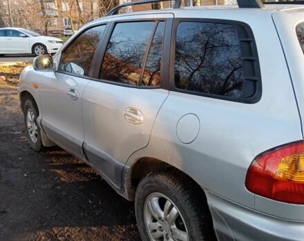 Сірий Хендай Санта Фе, об'ємом двигуна 2.4 л та пробігом 270 тис. км за 6300 $, фото 2 на Automoto.ua
