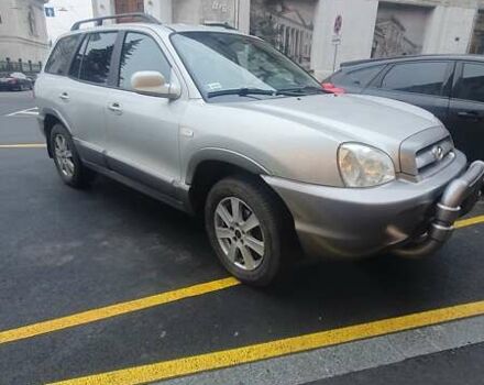 Сірий Хендай Санта Фе, об'ємом двигуна 1.99 л та пробігом 270 тис. км за 6300 $, фото 5 на Automoto.ua