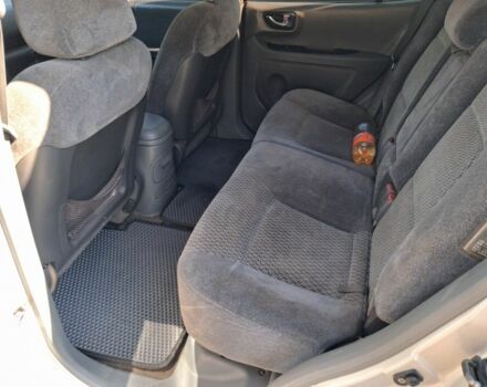 Сірий Хендай Санта Фе, об'ємом двигуна 2.4 л та пробігом 240 тис. км за 4300 $, фото 7 на Automoto.ua