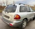 Серый Хендай Санта Фе, объемом двигателя 2 л и пробегом 200 тыс. км за 3200 $, фото 7 на Automoto.ua