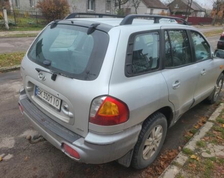 Сірий Хендай Санта Фе, об'ємом двигуна 2 л та пробігом 280 тис. км за 3950 $, фото 3 на Automoto.ua