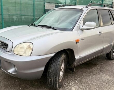 Серый Хендай Санта Фе, объемом двигателя 2 л и пробегом 200 тыс. км за 3200 $, фото 1 на Automoto.ua