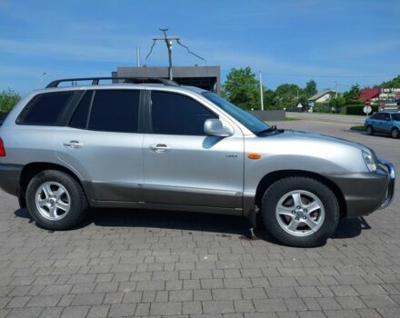 Сірий Хендай Санта Фе, об'ємом двигуна 2 л та пробігом 250 тис. км за 5950 $, фото 1 на Automoto.ua