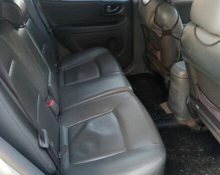 Сірий Хендай Санта Фе, об'ємом двигуна 2.4 л та пробігом 270 тис. км за 6300 $, фото 9 на Automoto.ua