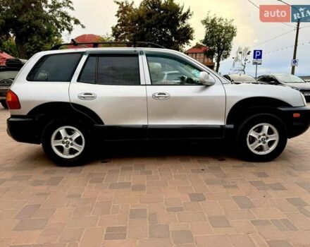 Серый Хендай Санта Фе, объемом двигателя 3.49 л и пробегом 319 тыс. км за 5300 $, фото 7 на Automoto.ua