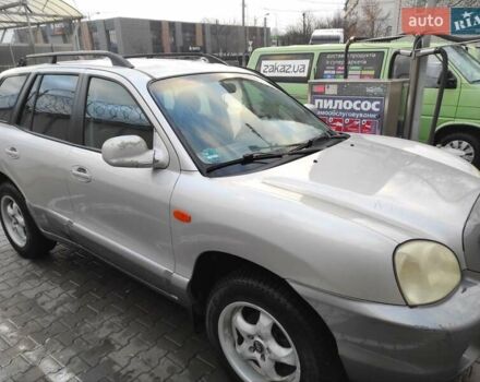 Серый Хендай Санта Фе, объемом двигателя 2 л и пробегом 289 тыс. км за 4900 $, фото 6 на Automoto.ua