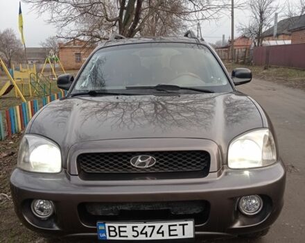 Серый Хендай Санта Фе, объемом двигателя 2.4 л и пробегом 320 тыс. км за 4500 $, фото 1 на Automoto.ua