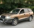 Сірий Хендай Санта Фе, об'ємом двигуна 2 л та пробігом 245 тис. км за 3000 $, фото 1 на Automoto.ua