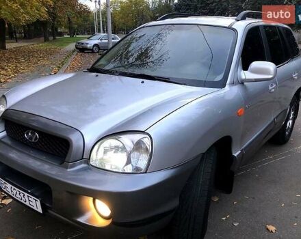 Серый Хендай Санта Фе, объемом двигателя 2 л и пробегом 278 тыс. км за 6850 $, фото 8 на Automoto.ua