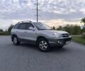 Серый Хендай Санта Фе, объемом двигателя 2 л и пробегом 388 тыс. км за 6100 $, фото 3 на Automoto.ua