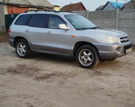 Серый Хендай Санта Фе, объемом двигателя 2.4 л и пробегом 260 тыс. км за 3300 $, фото 1 на Automoto.ua