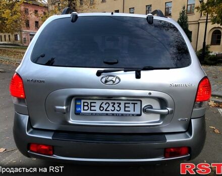 Серый Хендай Санта Фе, объемом двигателя 2 л и пробегом 278 тыс. км за 6850 $, фото 7 на Automoto.ua