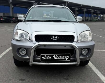 Серый Хендай Санта Фе, объемом двигателя 0 л и пробегом 221 тыс. км за 5999 $, фото 1 на Automoto.ua