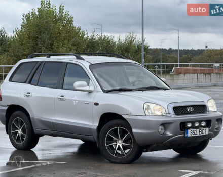 Серый Хендай Санта Фе, объемом двигателя 1.99 л и пробегом 299 тыс. км за 3999 $, фото 6 на Automoto.ua