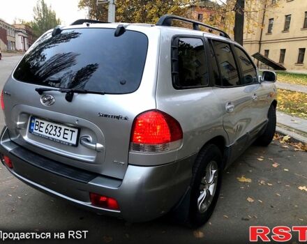 Серый Хендай Санта Фе, объемом двигателя 2 л и пробегом 278 тыс. км за 6850 $, фото 2 на Automoto.ua