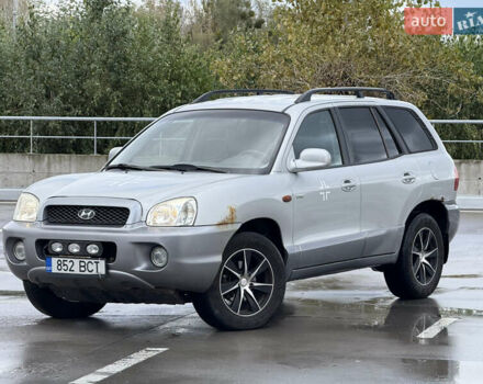 Серый Хендай Санта Фе, объемом двигателя 1.99 л и пробегом 299 тыс. км за 3999 $, фото 3 на Automoto.ua
